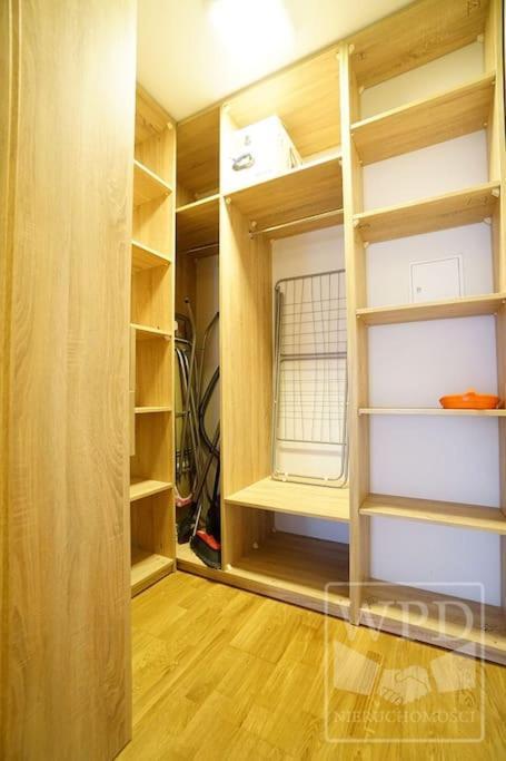 Big Apartment - Old Town - 3 Rooms - Private Parking Vratislav Exteriér fotografie